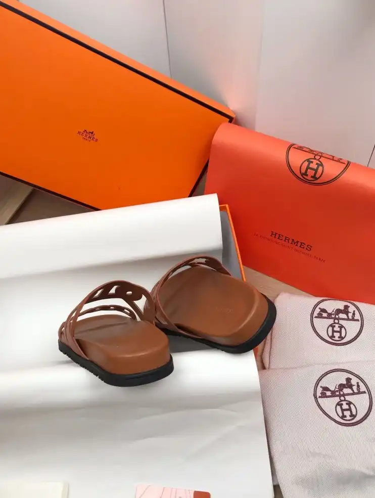 hype Hermes Slippers