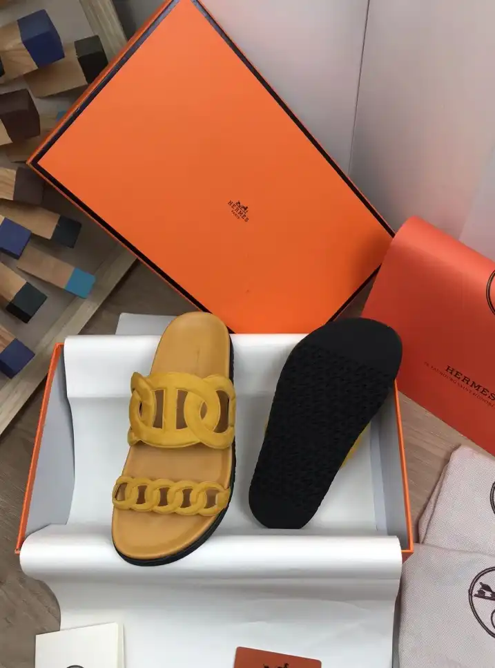 hype Hermes Slippers