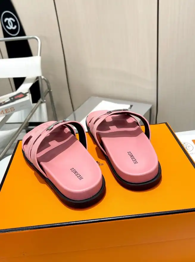 hype Hermes Slippers