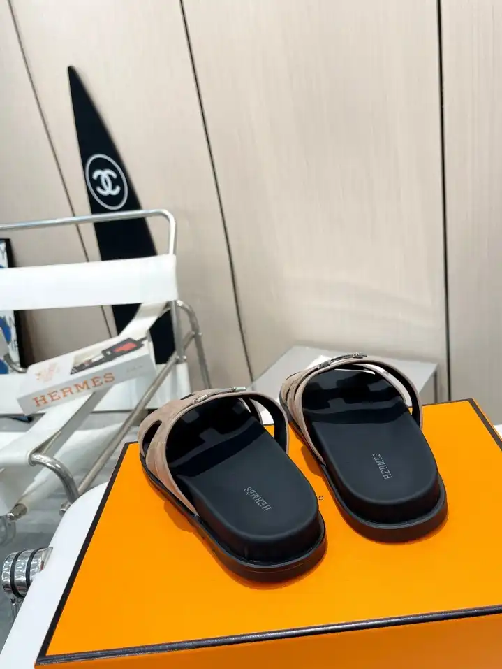 hype Hermes Slippers