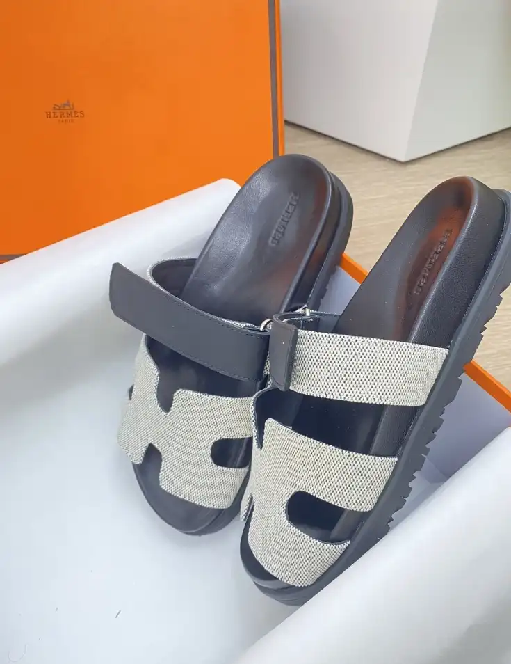 hype Hermes Slippers