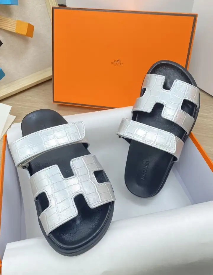 hype Hermes Slippers