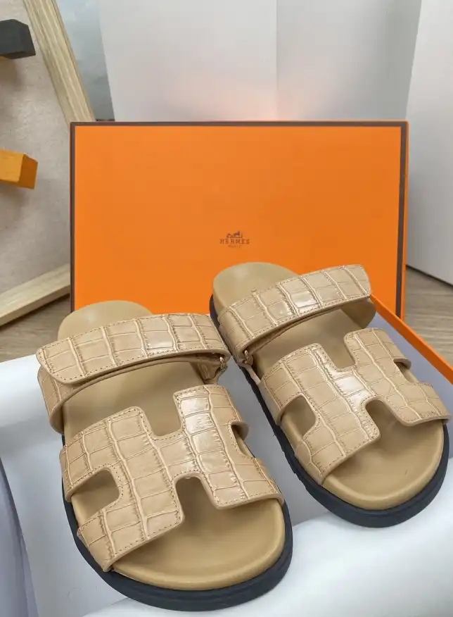 hype Hermes Slippers