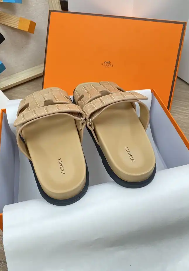 hype Hermes Slippers