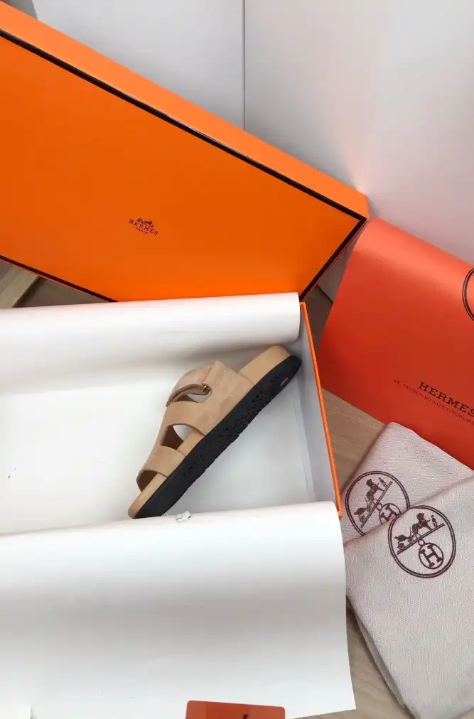 hype Hermes Slippers