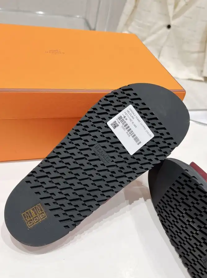 hype Hermes Slippers