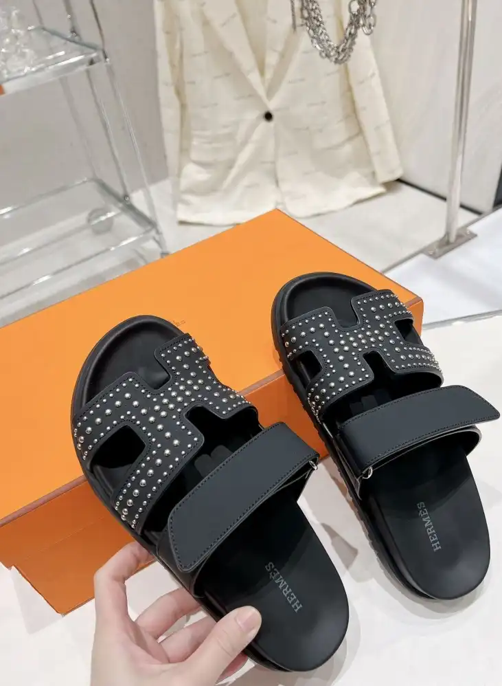 hype Hermes Slippers