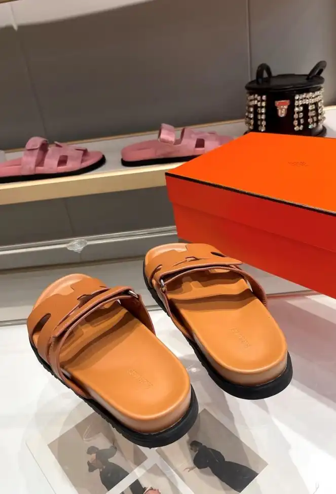 hype Hermes Slippers