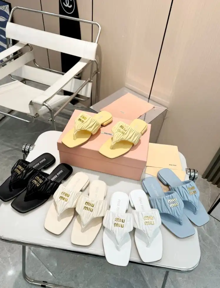 hype Miu Miu Slippers