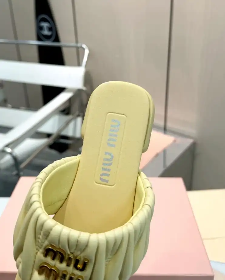 hype Miu Miu Slippers