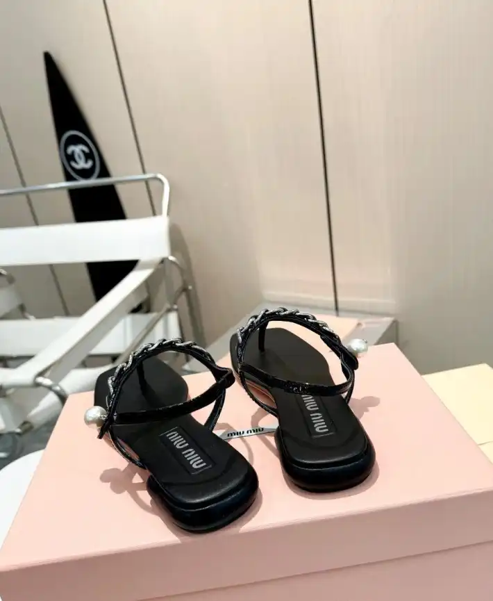 hype Miu Miu Sandals