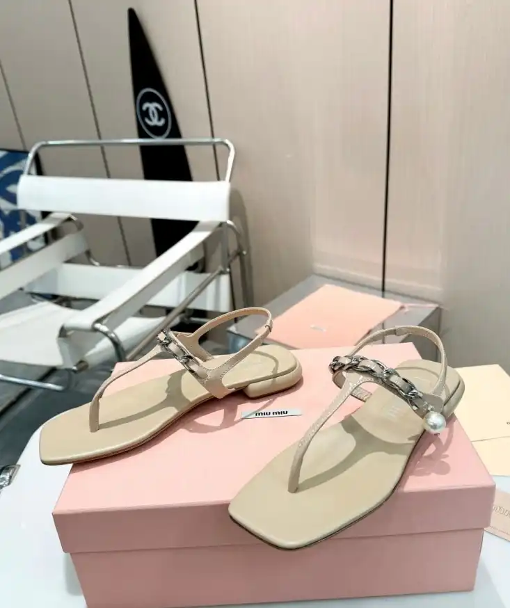 hype Miu Miu Sandals