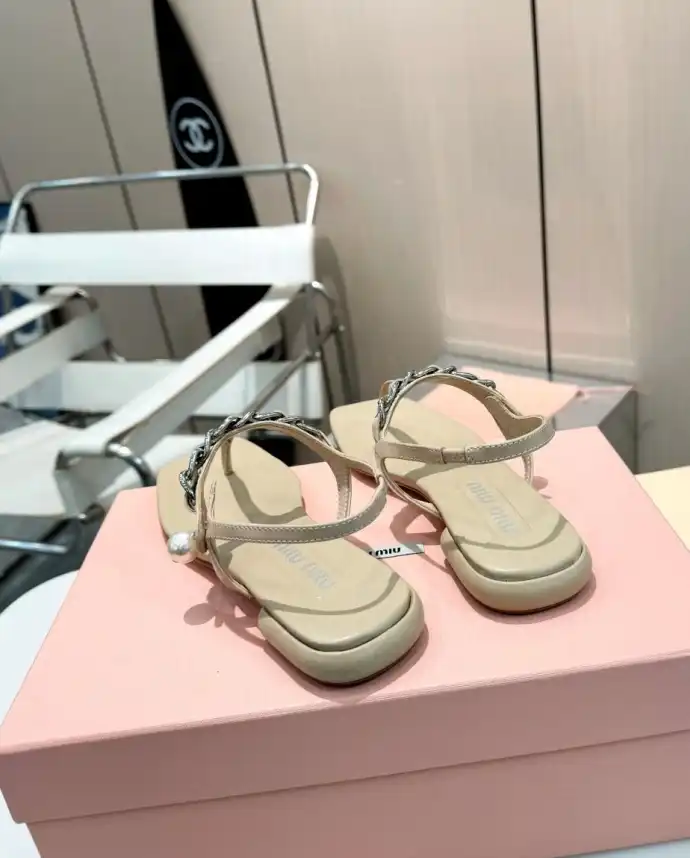 hype Miu Miu Sandals