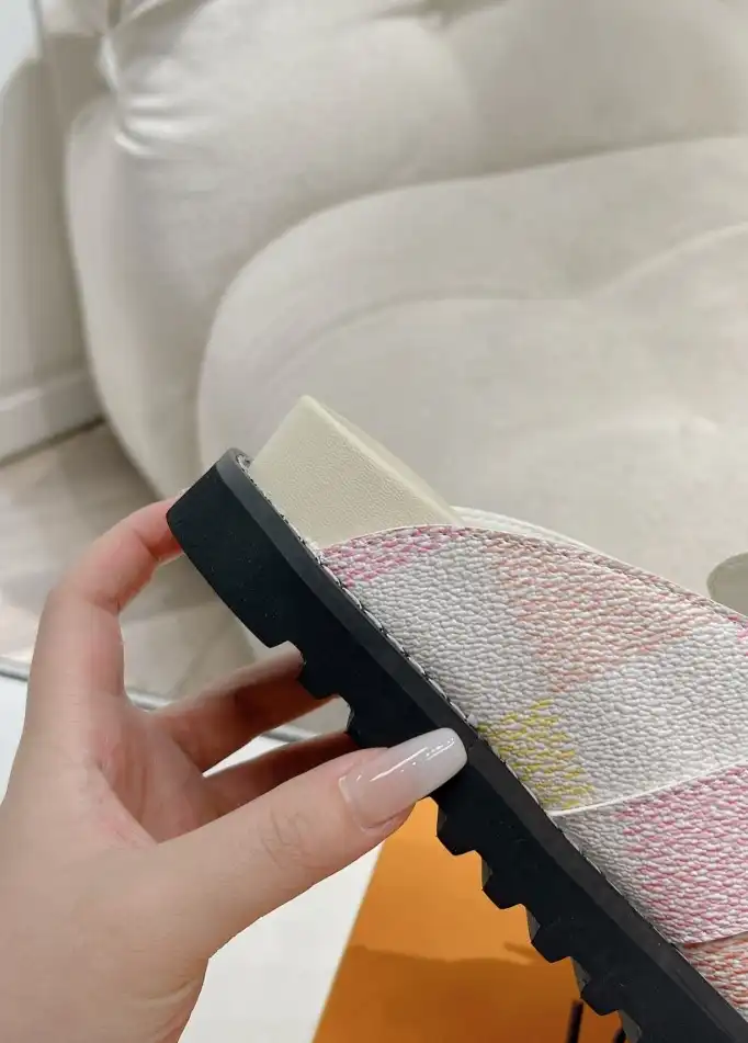 hype LV Slippers