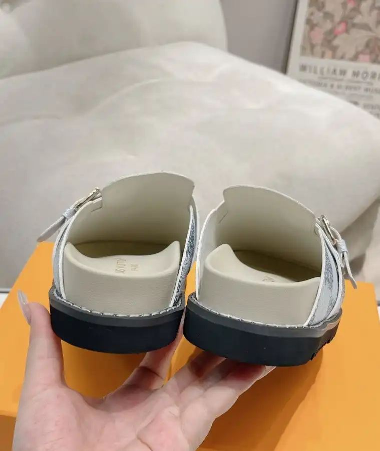 hype LV Slippers