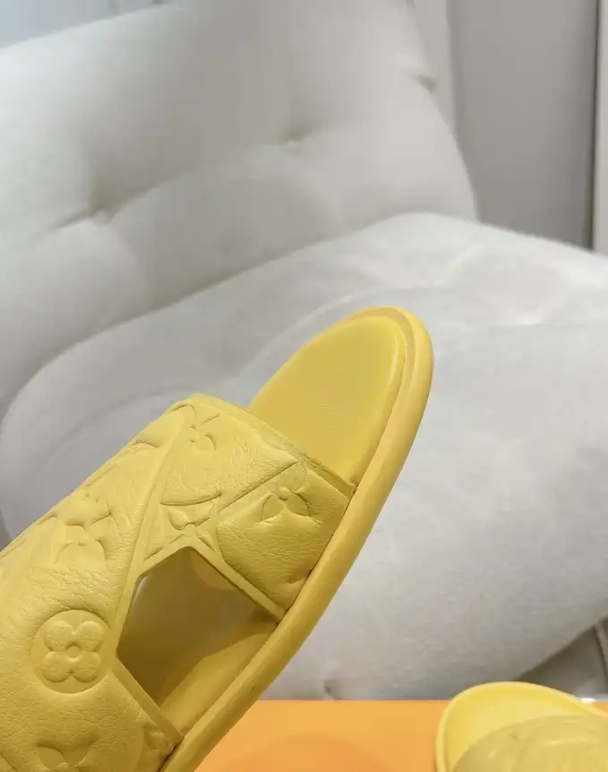 hype LV Slippers