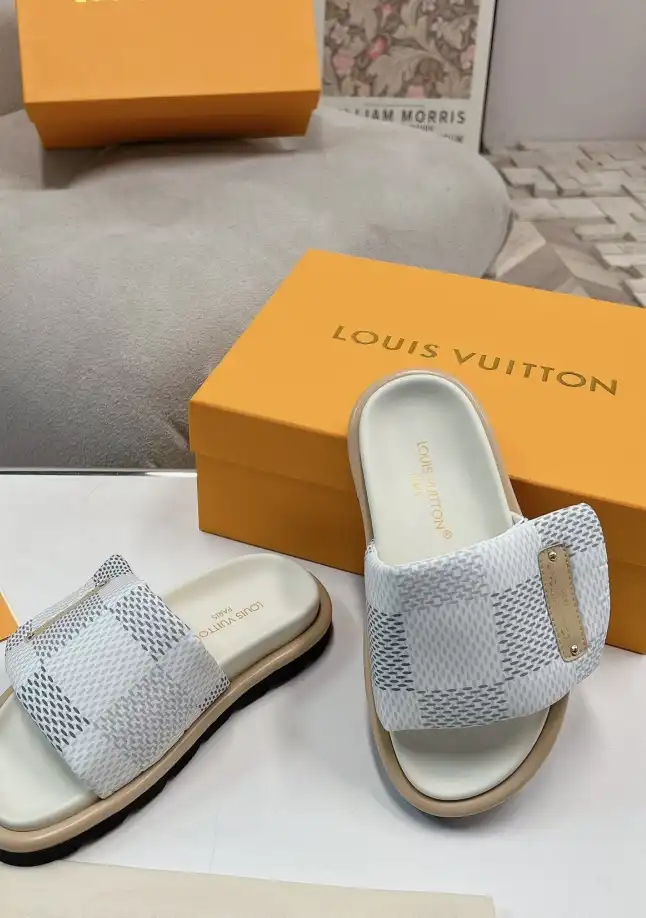 hype LV Slippers