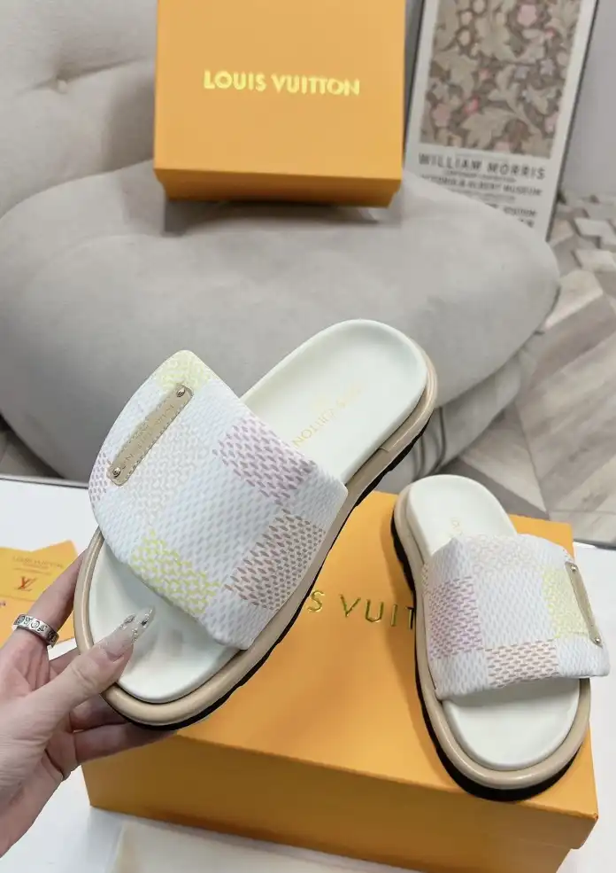 hype LV Slippers