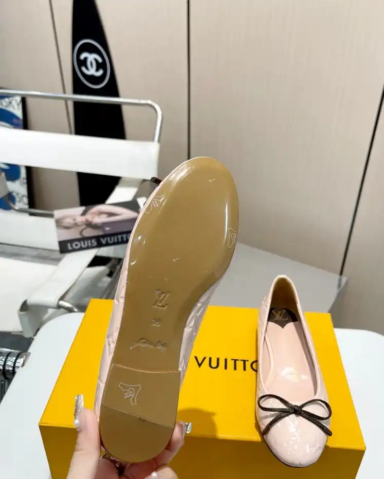 hype LV flat shoes