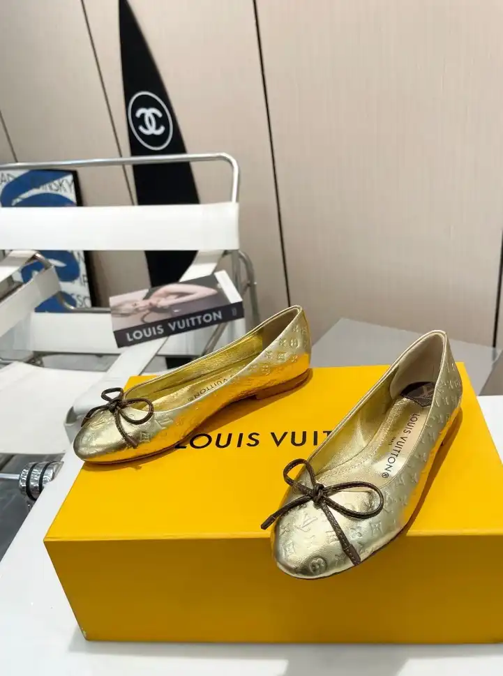 hype LV flat shoes