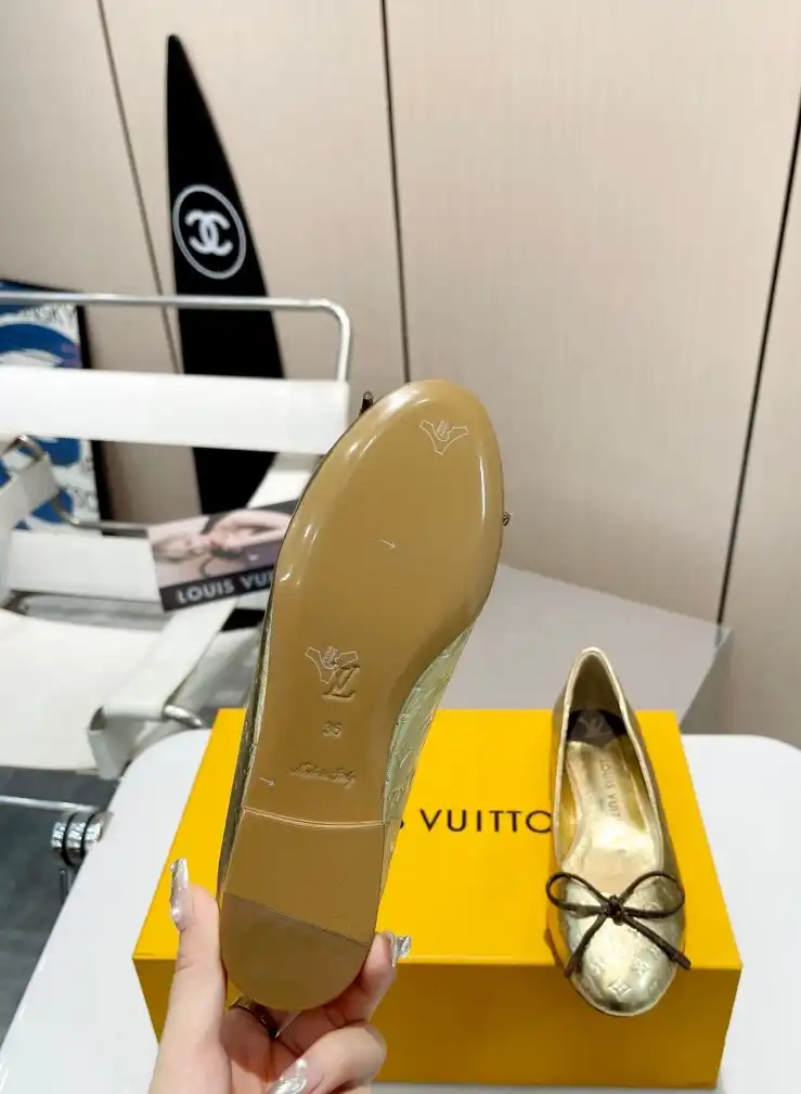 hype LV flat shoes