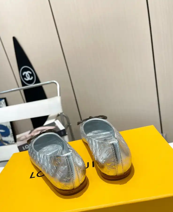 hype LV flat shoes