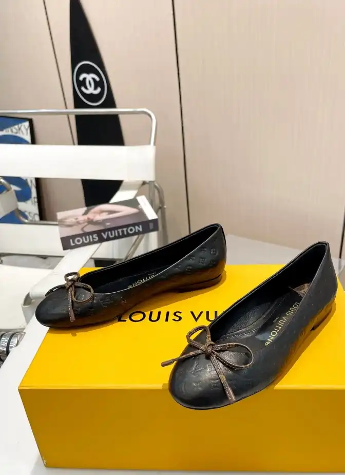 hype LV flat shoes