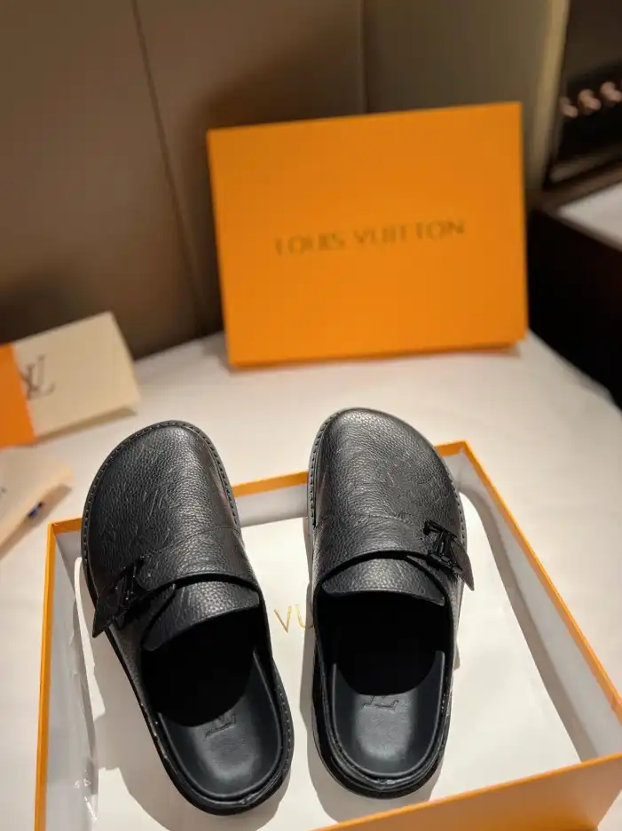 hype LV Slippers