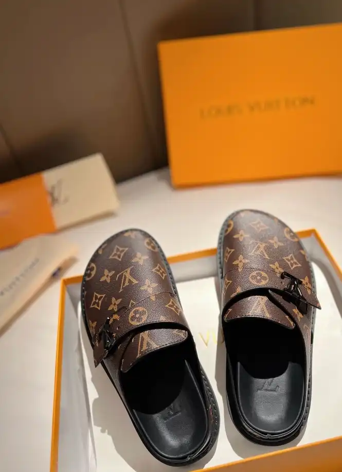 hype LV Slippers