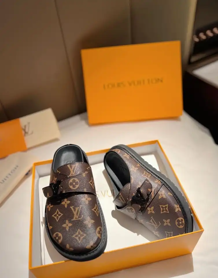 hype LV Slippers