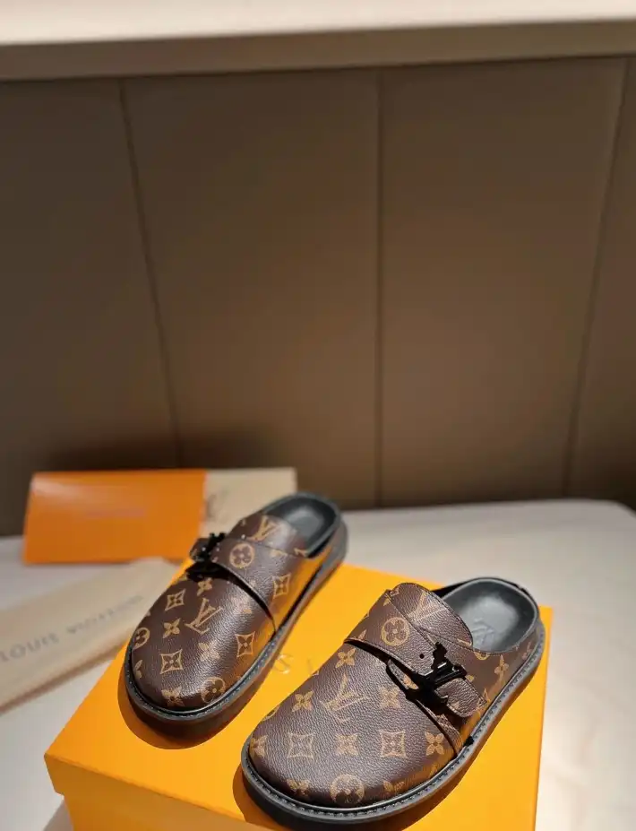 hype LV Slippers