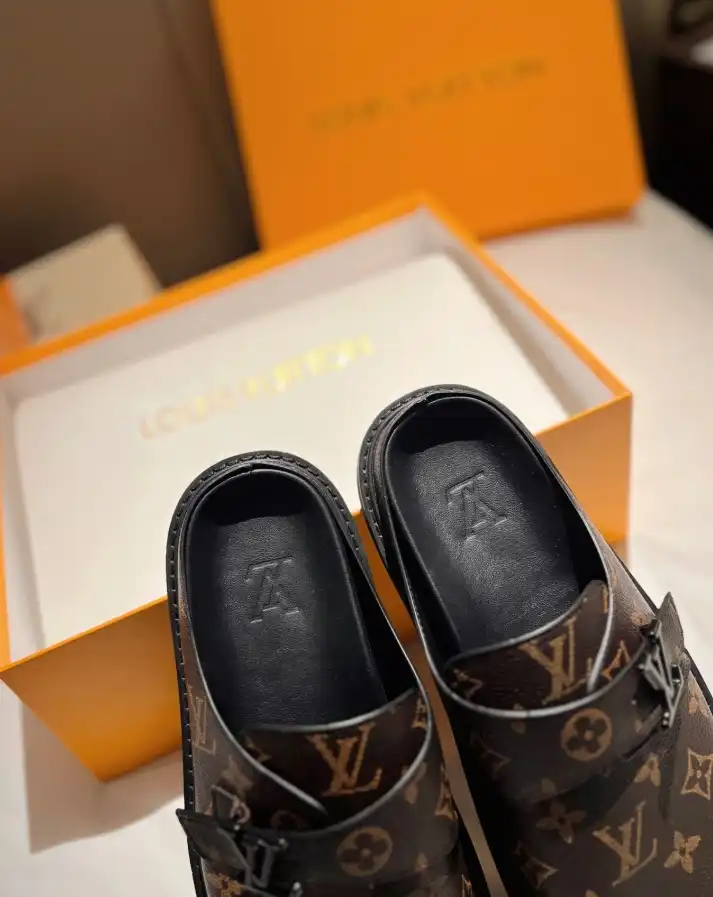 hype LV Slippers