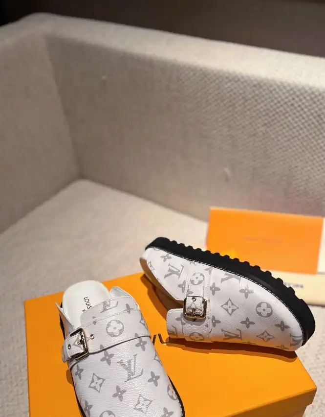 hype LV Slippers