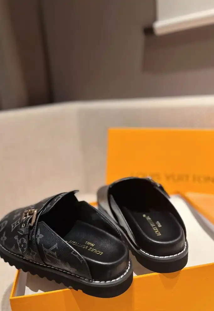 hype LV Slippers