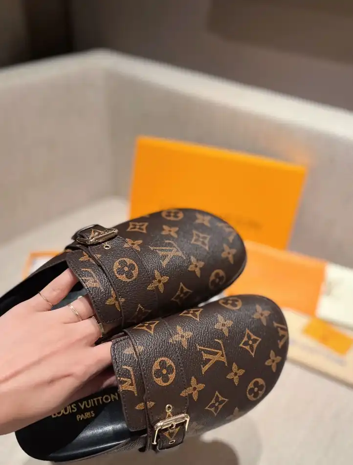 hype LV Slippers