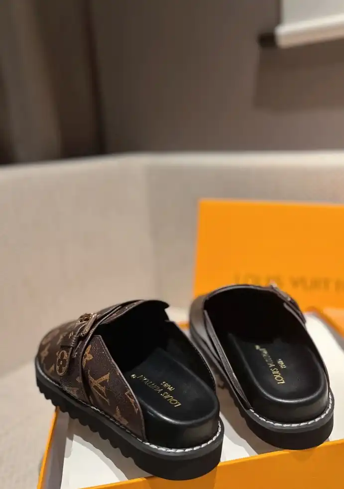 hype LV Slippers