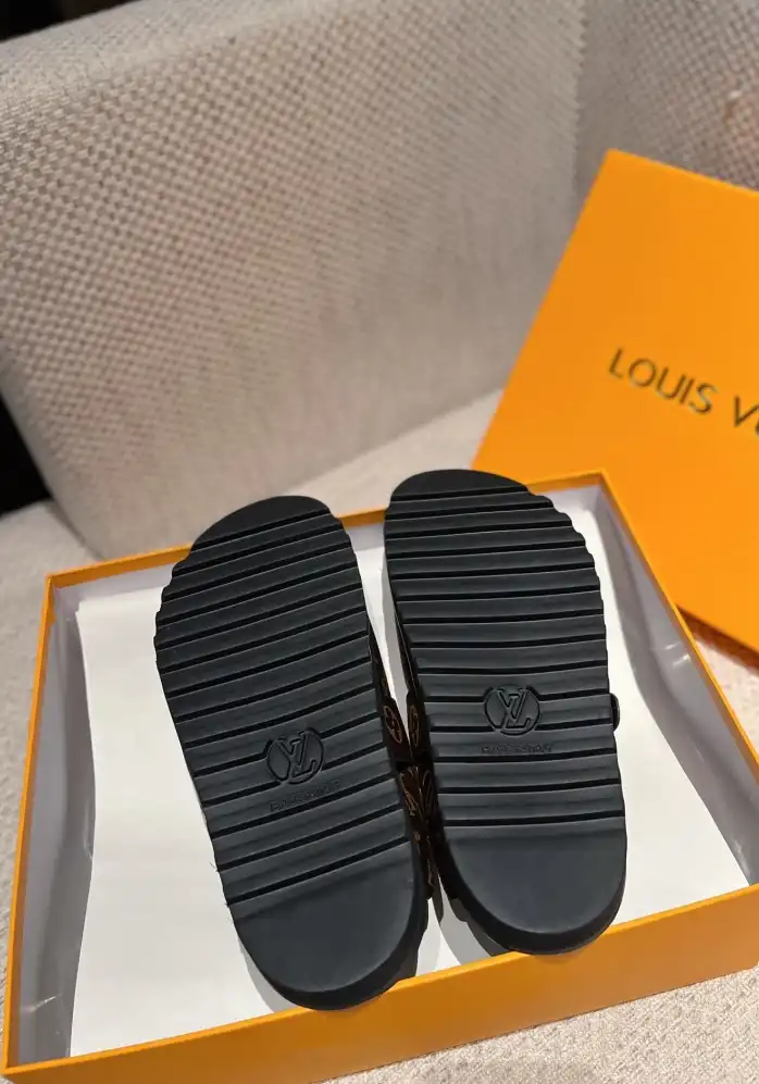 hype LV Slippers