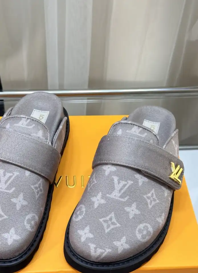 hype LV Slippers