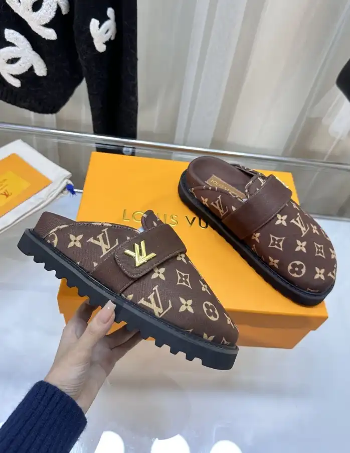 hype LV Slippers