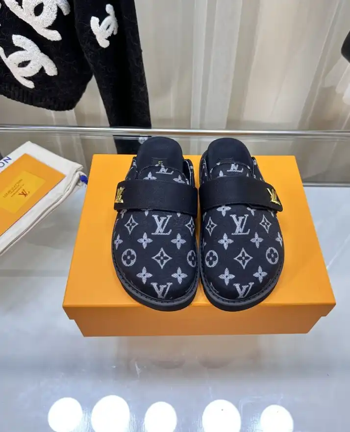 hype LV Slippers