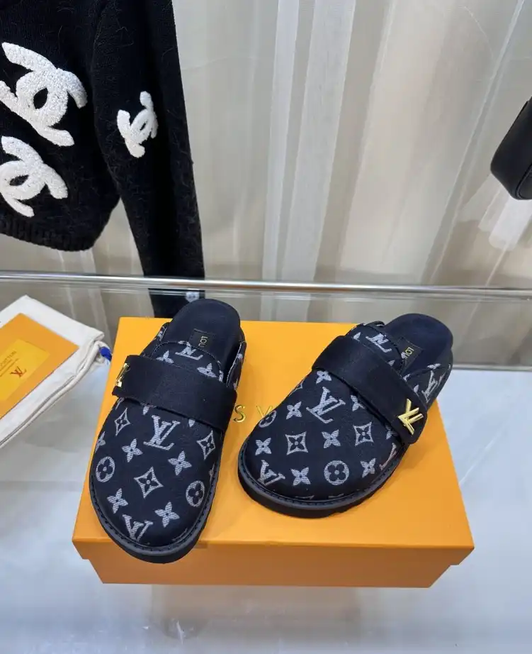 hype LV Slippers