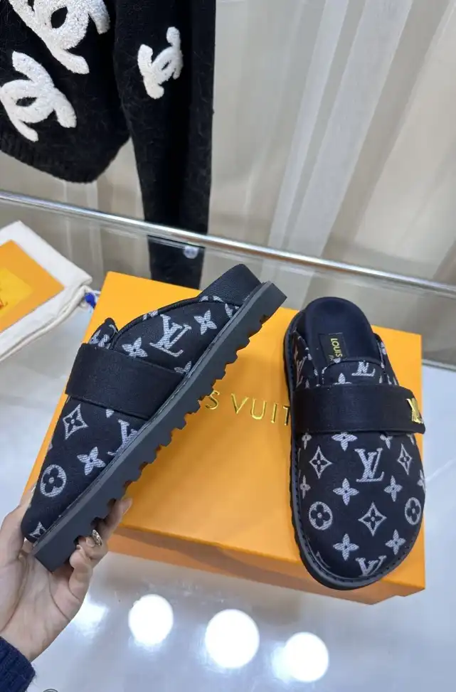 hype LV Slippers