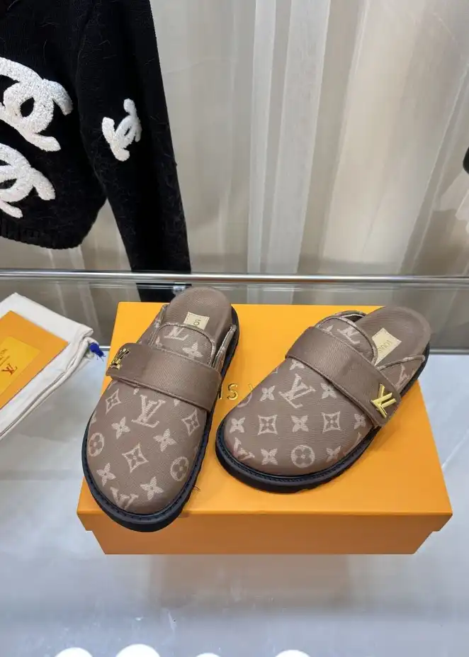 hype LV Slippers