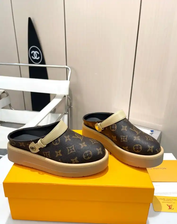 hype LV Slippers