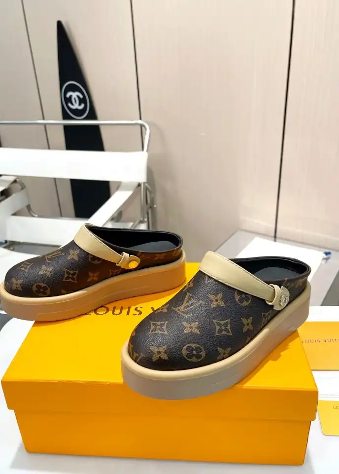 hype LV Slippers