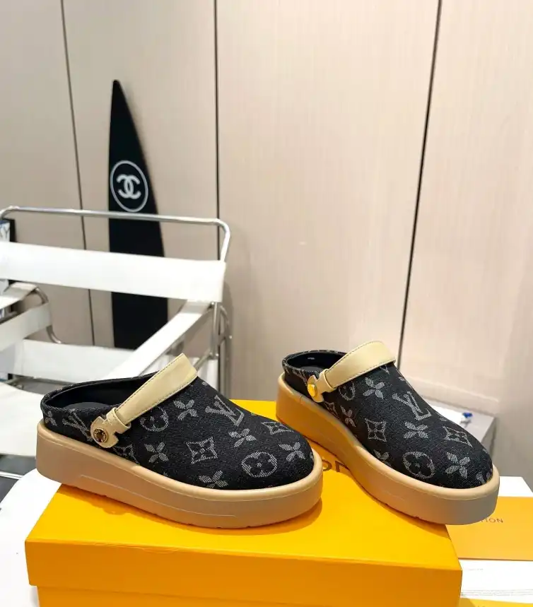 hype LV Slippers