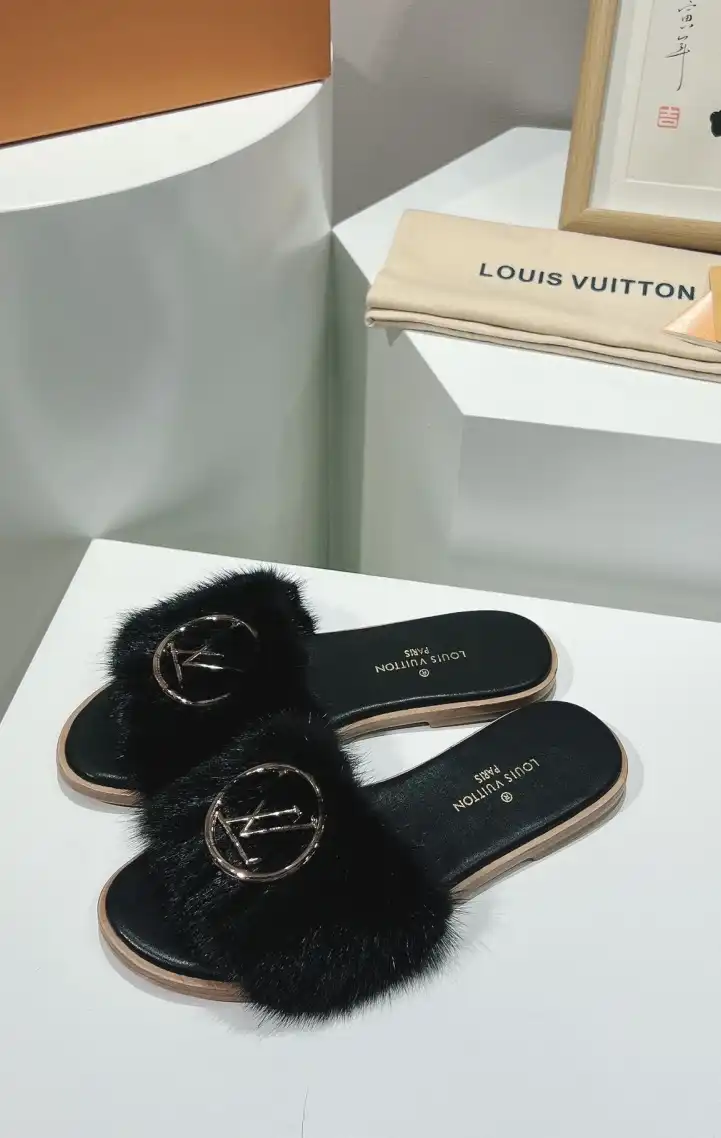 hype LV Slippers