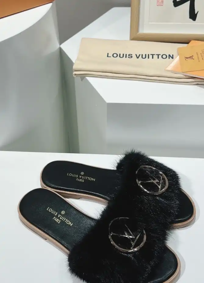 hype LV Slippers