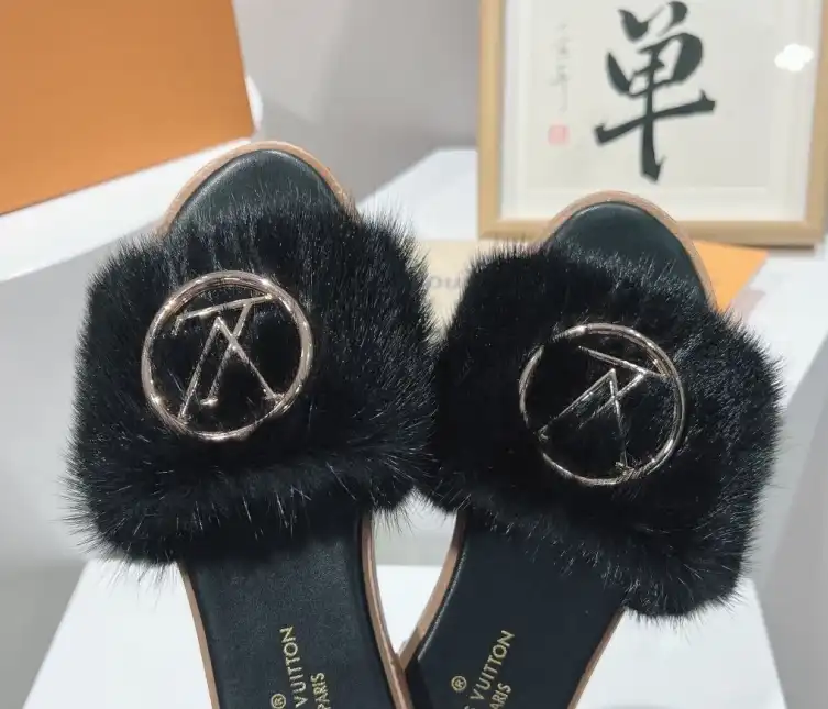 hype LV Slippers