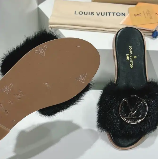 hype LV Slippers